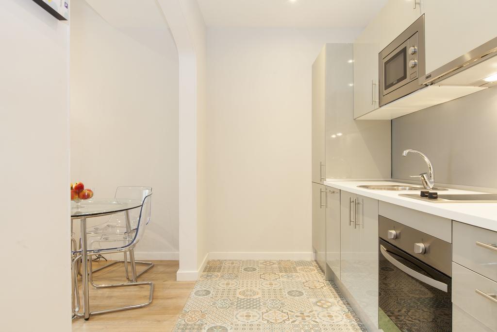 You Stylish Vale Apartments Barcelona Room photo